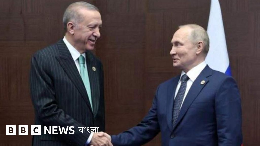 Oyoqlari bilan BDSM porno