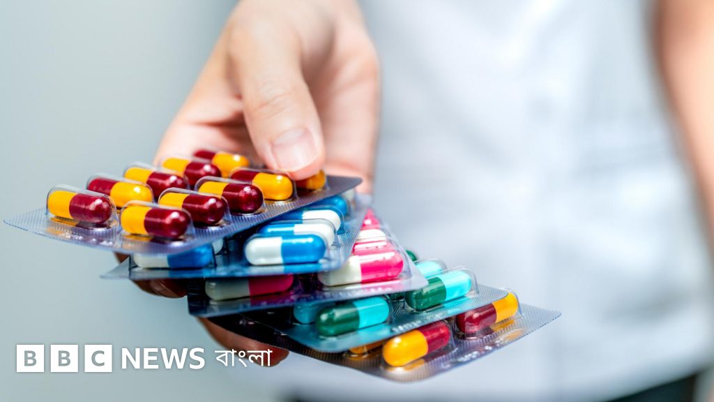 Uy uchun erotizm Shortsadagi sargish bilan jinsiy aloqa