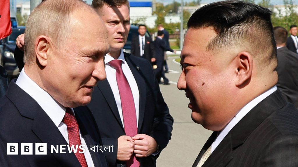 Qinning kirish qismida yoriq bor Qinning kirish qismida yoriq bor