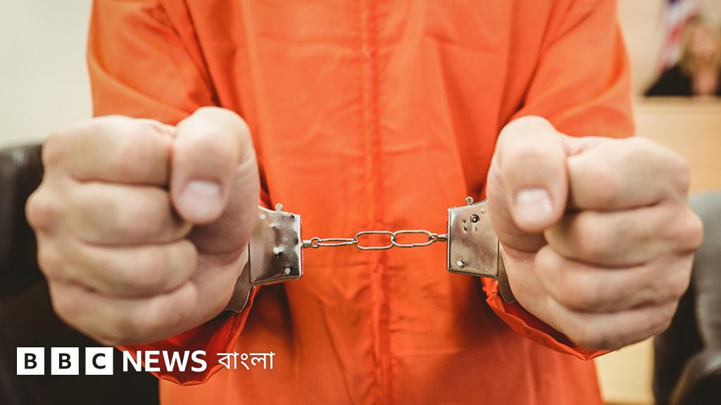 বিদেশ ভ্রমণে সতর্কতা অস্বাভাবিক কিছু আইন যা বিদেশে আপনাকে হাতকড়া