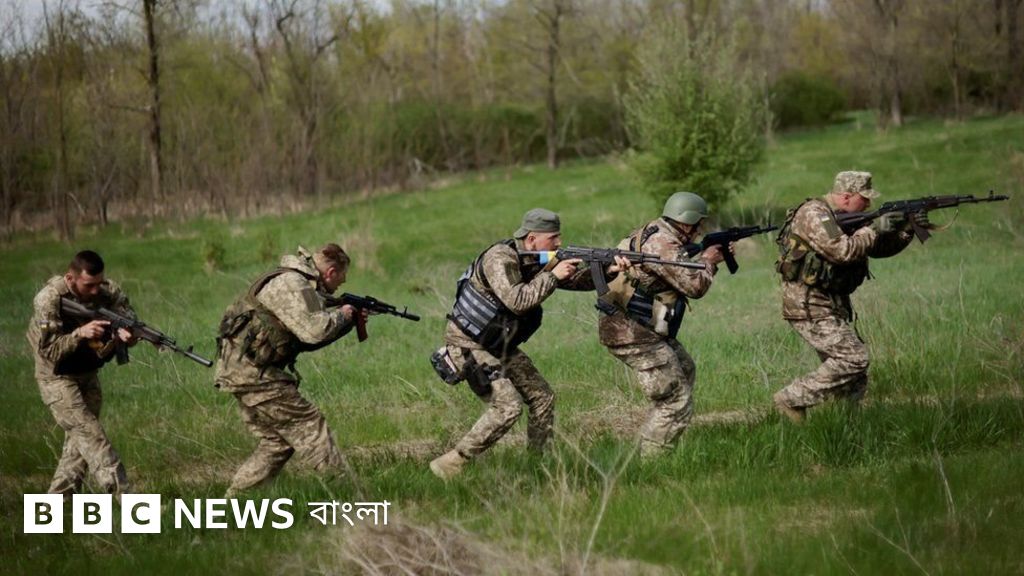 Katta oyinchoqli oriq qiz anal giflar Kutsik jinsiy aloqa