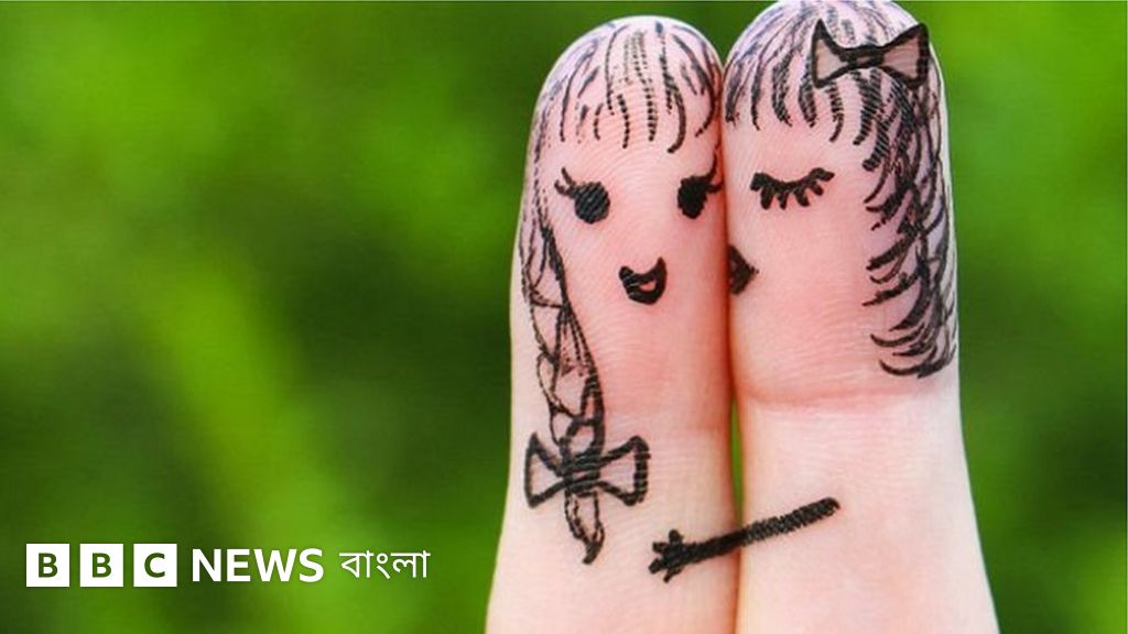 Qichqiriq orgazm bilan erotika Qizning birinchi jinsiy aloqa video