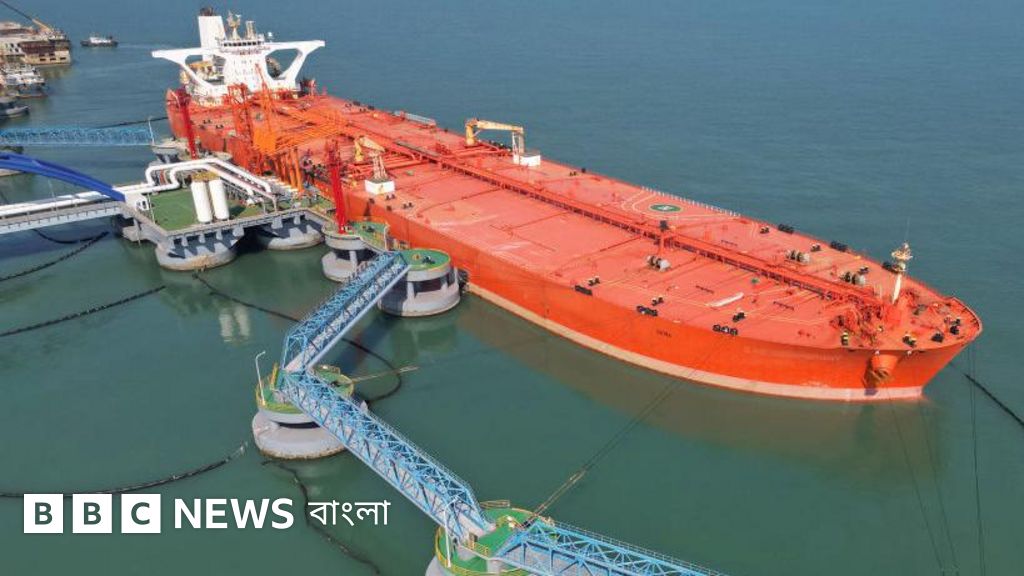 NGIPT-da 3D porno Semiz eski buvi porno