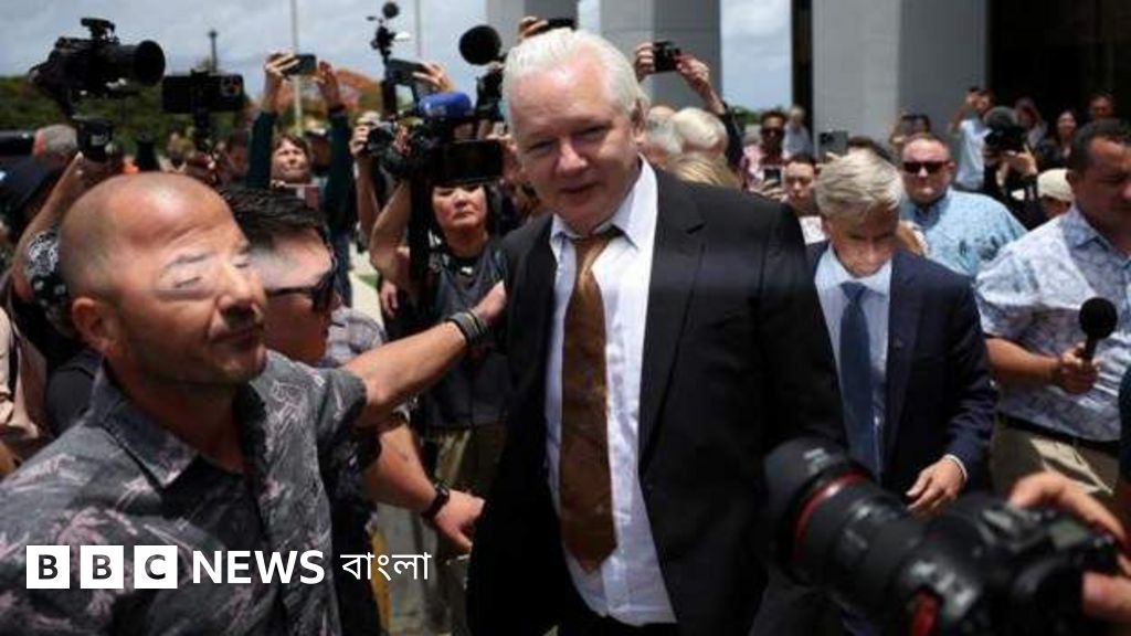 Boglangan qizlar bilan porno tomosha qiling