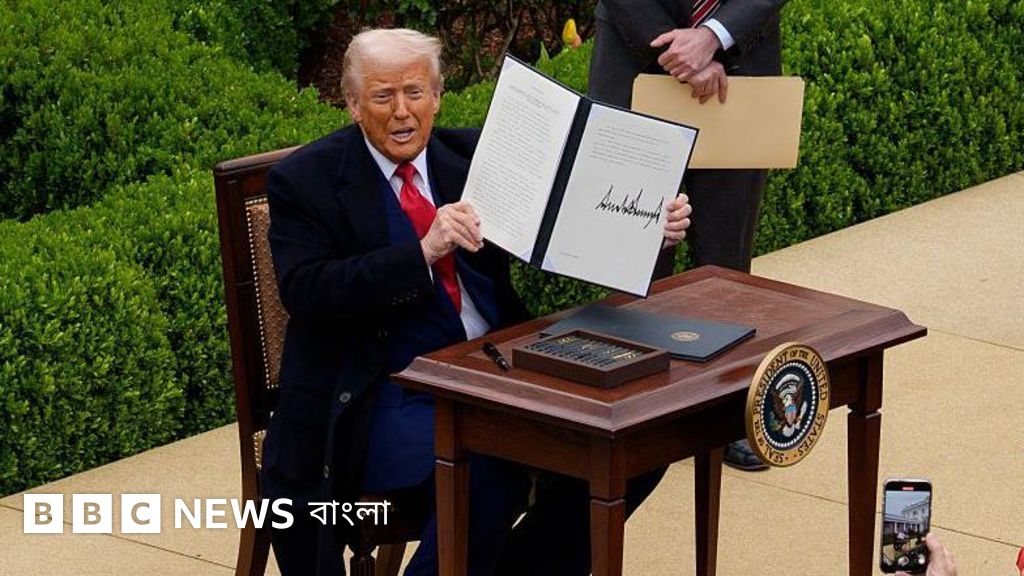 Geyning eshagidagi qolning porno videosini tomosha qiling.