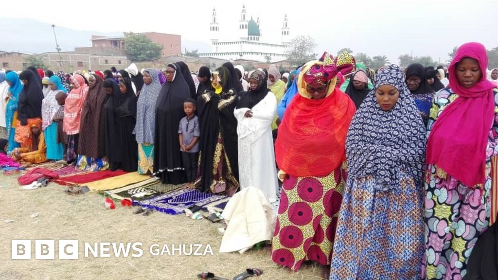 'Idel Hajj' nti gisigura 'umunsi w'intama', kuba islamu - BBC News Gahuza