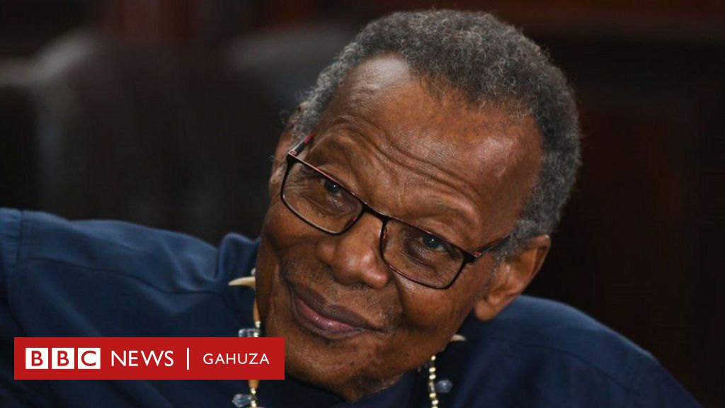 SA: Umukuru W’aba-Zulu, Mangosuthu Buthelezi, Yapfuye Ku Myaka 95 - BBC ...