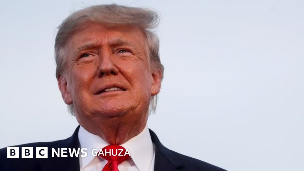 Yalangoch Trump fotosurati