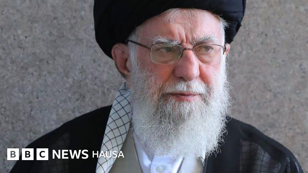 Ba saboda nukiliya ne Amurka ta kai wa Iran hari ba - Ayatollah - BBC News Hausa