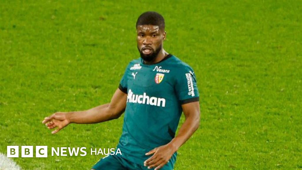 Tottenham na zawarcin Danso da Disasi, Crystal Palace ta tuntuɓi Chelsea kan Chilwell - BBC News Hausa