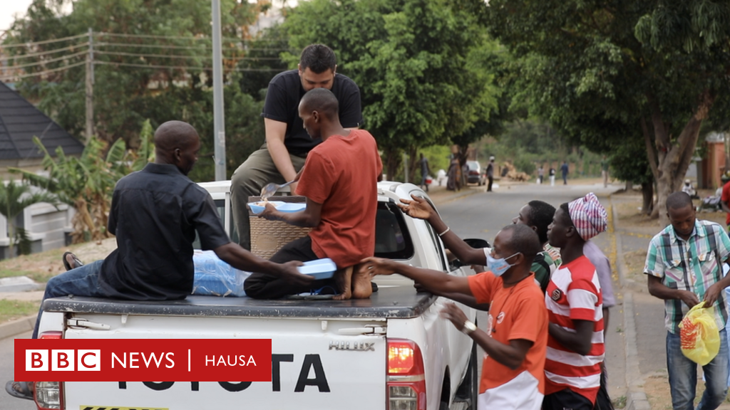 Yadda masu hali ke bai wa jama'a abincin buda-baki a abuja - bbc news hausa
