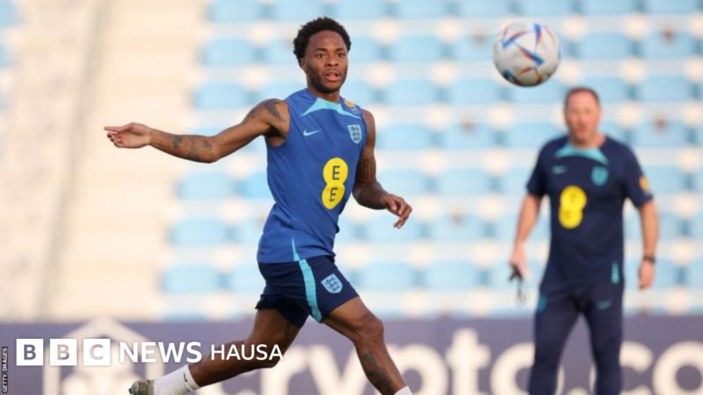 Sterling ya bar Qatar bayan da 'yan fashi suka fasa gidansa a Ingila