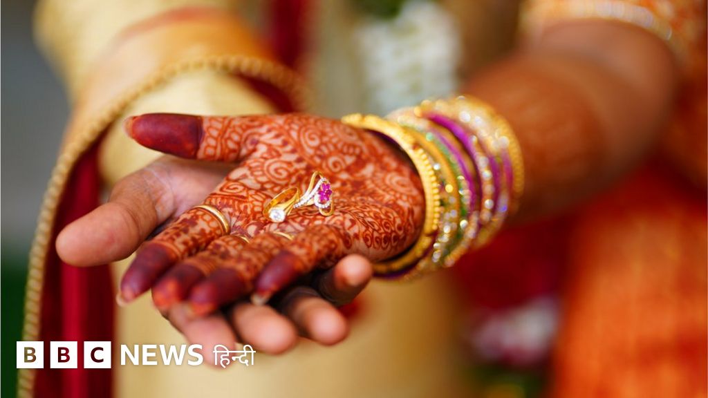 पाकिस्तान में सोने के दाम आसमान पर, डिमांड ज़्यादा या वजह कुछ और