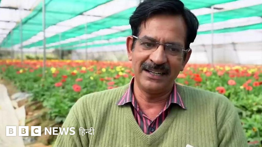 अच्छी कमाई वाली नौकरी छोड़कर फूलों की कमाई करने वाले शख़्स की कहानी