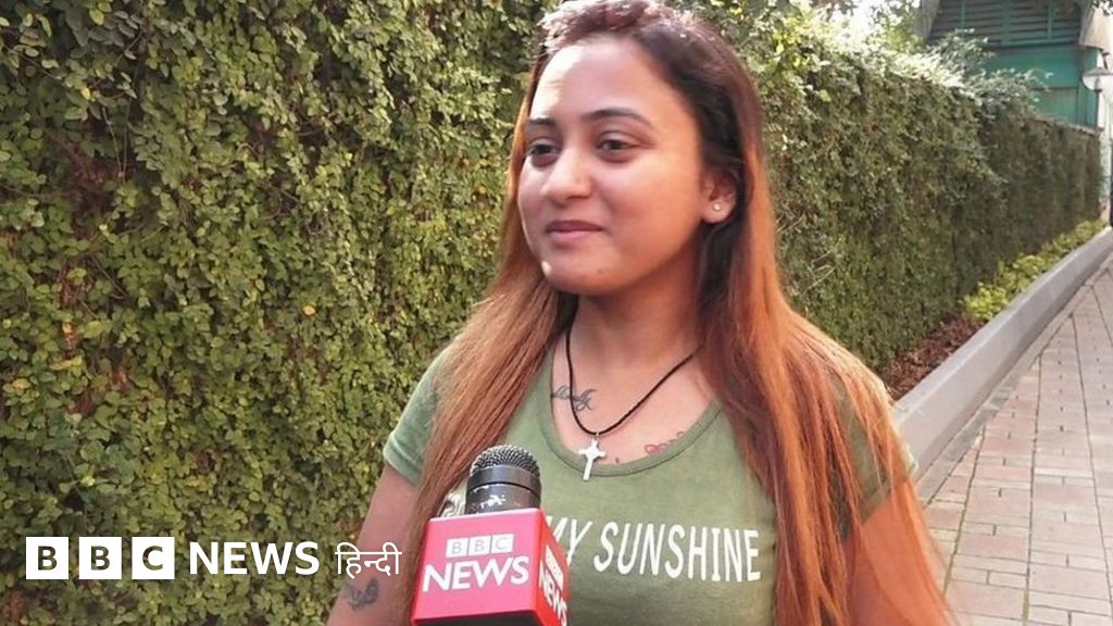 पठान फ़िल्म का पहला शो देखकर आए लोग क्या बोले?