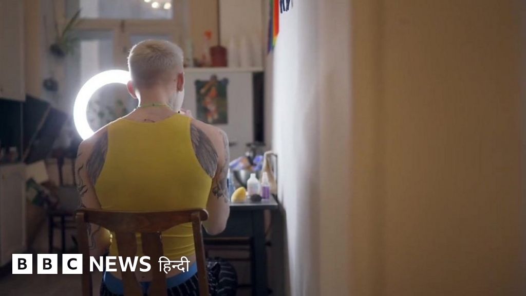 रूस: LGBT समुदाय किस बात को लेकर है चिंतित