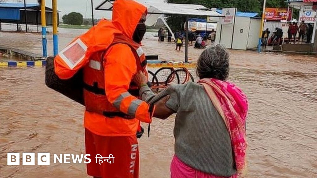 बाढ़ की मार से जूझते महाराष्ट्र के कई इलाके