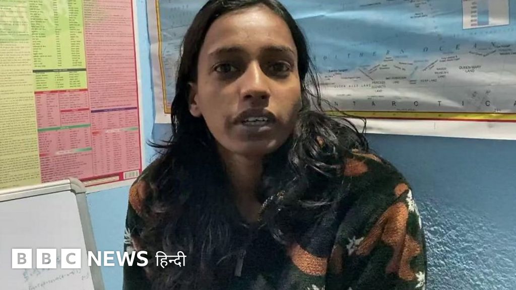 नौकरी की तैयारी कर रही एक लड़की ने बताया दर्द