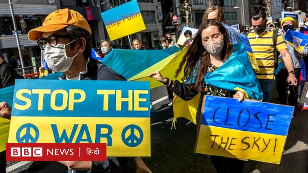यूक्रेन में युद्धः प्रतिबंधों, बहिष्कारों से आहत रूस के लोग क्या बोल रहे हैं?