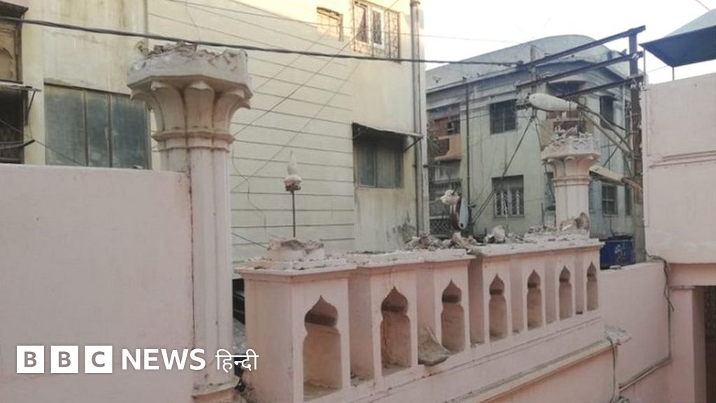 पाकिस्तान में अहमदिया मुसलमानों की इबादतगाहों पर क्यों बढ़ रहे हैं हमले?