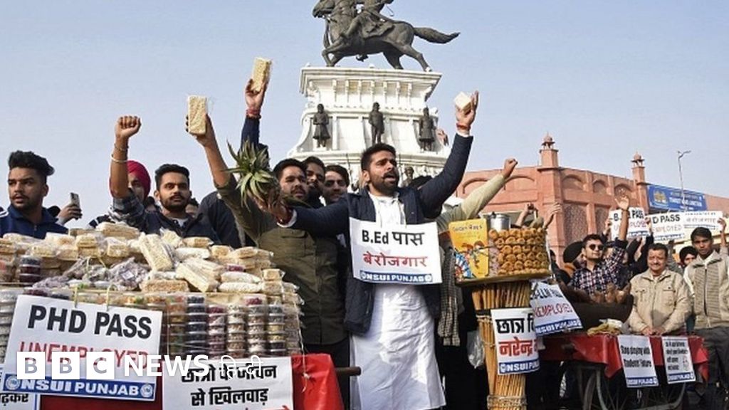 नौकरी के लिए तरसते नौजवान: कितना ग़हरा है भारत का बेरोज़गारी संकट?