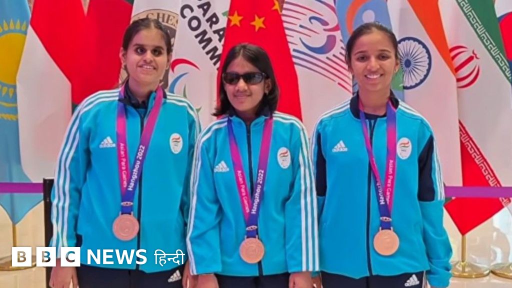 हिमांशी और संस्कृति देख नहीं सकतीं, लेकिन शतरंज की हर चाल में माहिर हैं