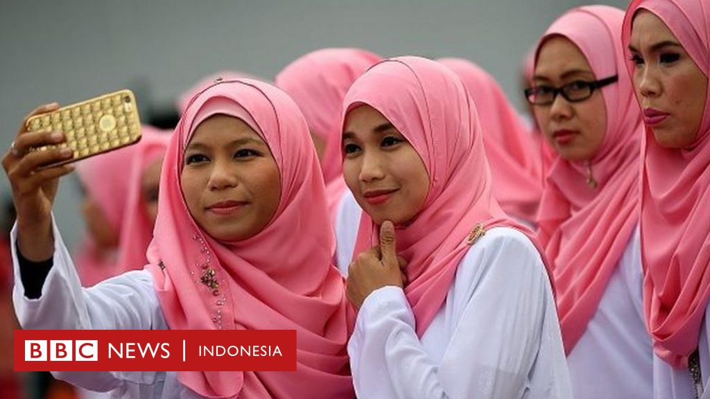 Muslimah Malaysia Jadi Sasaran Serangan Brutal Di Medsos Bbc News Indonesia