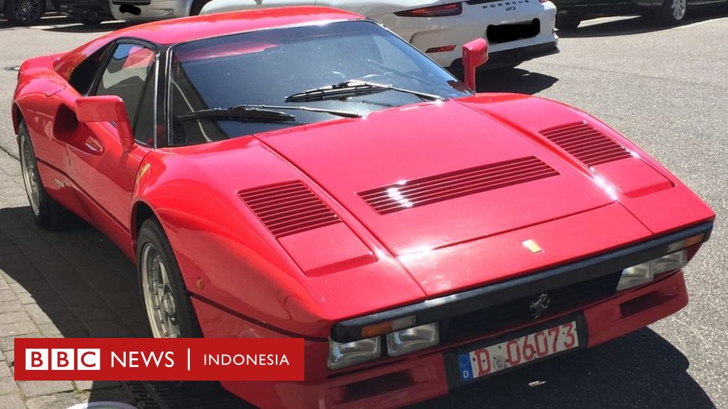 Ferrari 0830299 Kirmizi Silikon Kayis Erkek Kol Saati Fiyati Ve Ozellikleri Gittigidiyor