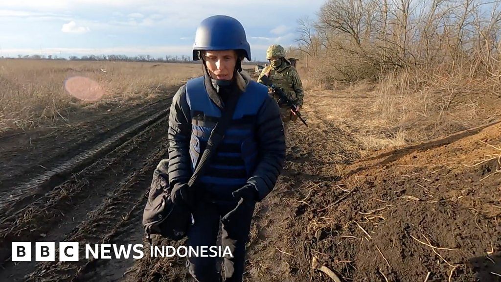 Invasi Rusia Dari Garis Terdepan Pertahanan Militer Ukraina Bbc News Invasi Rusia Dari Garis Terdepan Pertahanan Militer Ukraina Bbc News