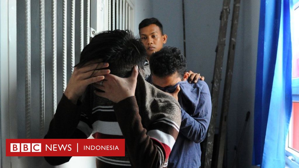 Hukuman Cambuk Pasangan Gay Kriminalisasi Pemprov Aceh Angkat Bicara