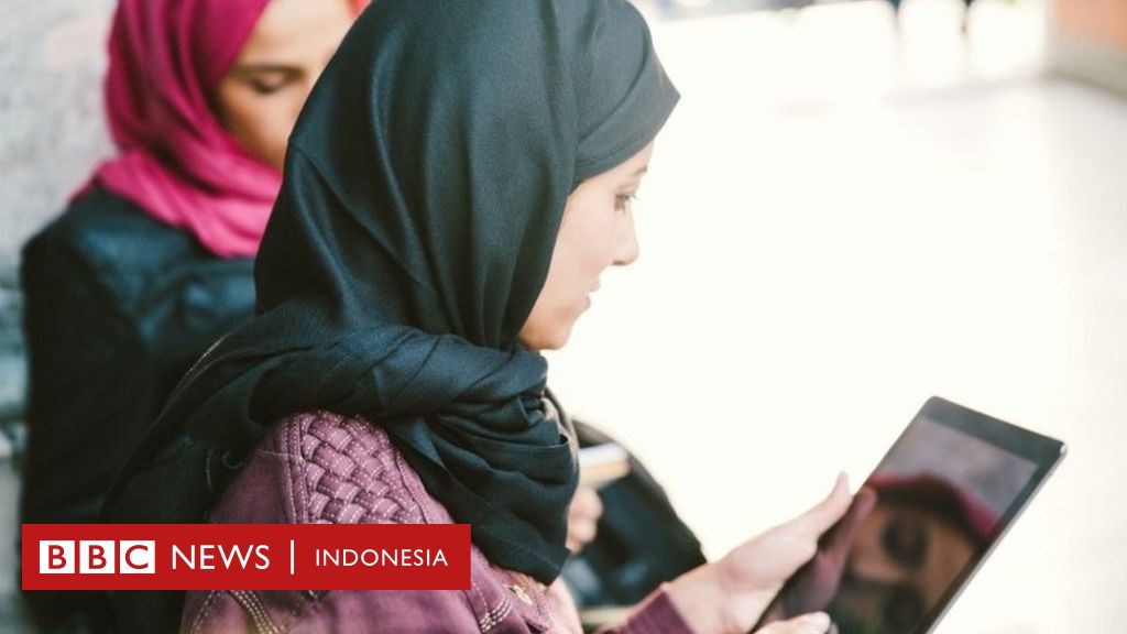 10 Years Challenge Kontroversi Lepas Jilbab Di Turki Bbc News Indonesia 