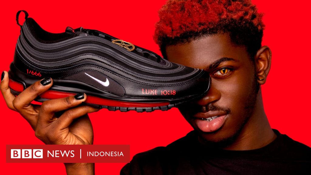 menang gugatan 'Sepatu Setan', produk berbahan setetes darah manusia ditarik dari peredaran - News Indonesia