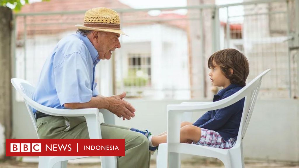 Rahasia Kesehatan Terungkap: Tes Duduk-Berdiri Sederhana untuk Mengukur Kekuatan & Fungsi Tubuh!