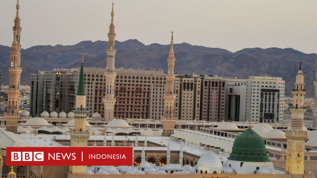 Apakah nama masjid yang pertama di bina oleh nabi muhammad s.a.w apabila sampai di madinah?