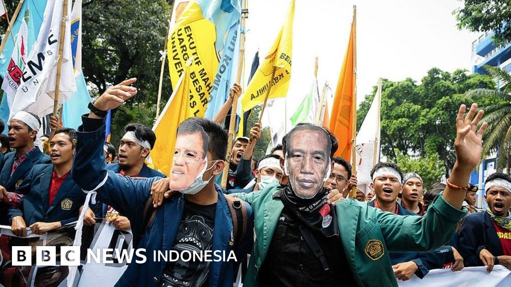 Warga Serbu MK, 7 Gugatan Terkait Pasal Penghinaan Presiden dan Hukuman Mati