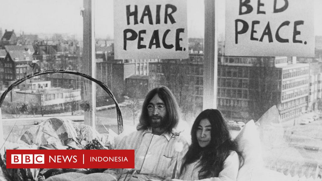 Lirik Lagu Black Beatles Terjemahan Arsia Lirik