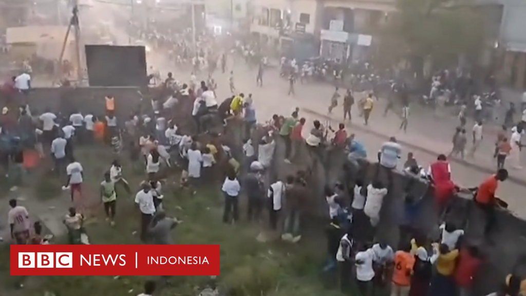 Tragedi Kanjuruhan terulang di Guinea, puluhan orang tewas setelah polisi tembakkan gas air mata