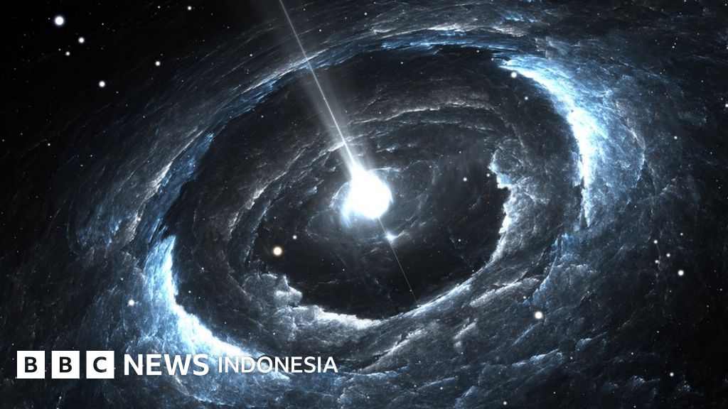 Teleskop Radio Raksasa FAST China Deteksi Sinyal Misterius dari Galaksi Jauh