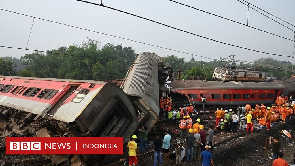 Kecelakaan kereta api India: 'Ini adalah kecelakaan terburuk abad ini'