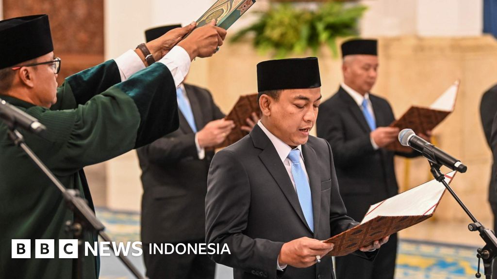 Baru dilantik pekan lalu, Ketua Ombudsman Hery Susanto jadi tersangka kasus dugaan suap Rp1,5 miliar dari perusahaan nikel