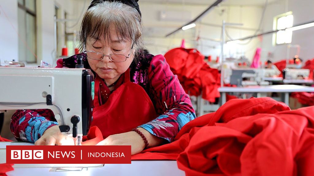Baju buatan China membanjiri Indonesia di tengah perang tarif AS-China – 'Kami cemas, sektor tekstil sangat rentan'