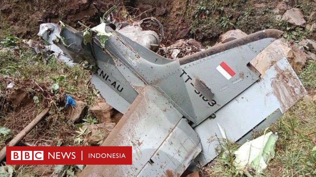 Kecelakaan pesawat TNI: Dua pesawat tempur Super Tucano jatuh – ‘Tata kelola alutsista perlu pembenahan menyeluruh’