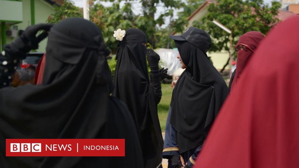 Larangan Memakai Cadar Di Uin Antara Kebebasan Memilih Dan Ancaman Radikalisme Bbc News Indonesia 6598