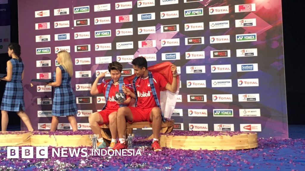 Liliya Gildeeva yalangoch fotosurat