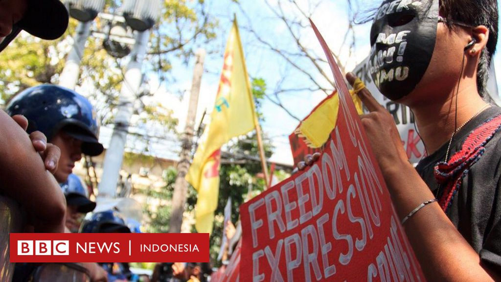 Pemerintah dan pejabat tak boleh laporkan pencemaran nama baik – Apakah putusan MK ini bisa mengakhiri praktik kriminalisasi UU ITE?