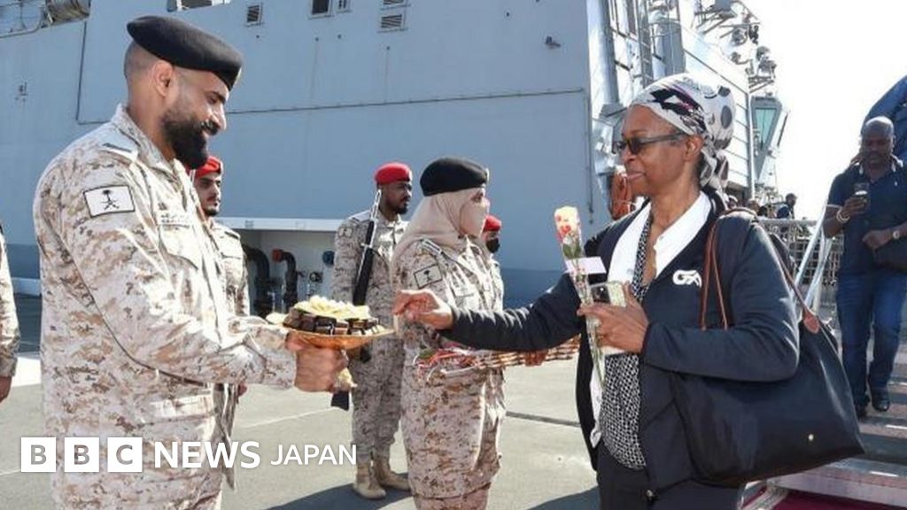スーダン国軍、英米仏中の外交官らの国外退避支援に同意 「脱出
