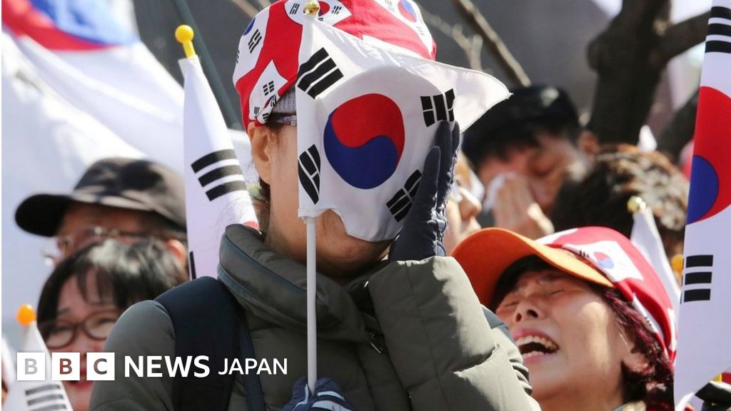 韓国の朴大統領が失職 罷免妥当と憲法裁判断 BBCニュース