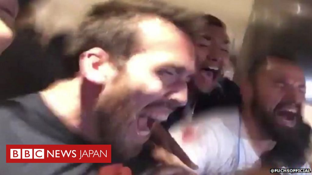 レスター シティがプレミアリーグ初優勝を決めた瞬間 選手たち歓喜 cニュース