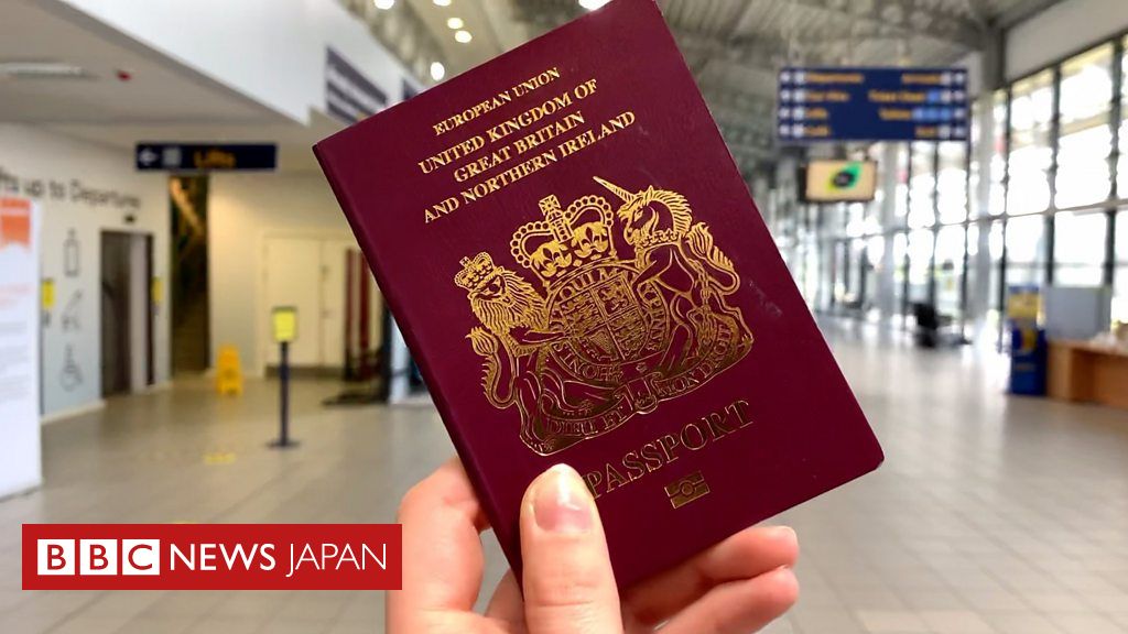 パンデミック中の飛行機利用の注意点 イギリスの場合は cニュース