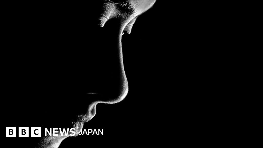 性暴力の被害者は何年も黙っていることがある　それはなぜ - BBCニュース